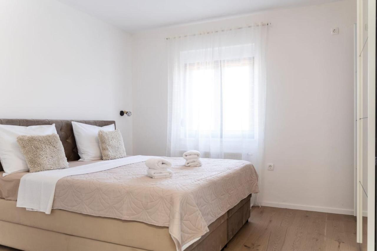 Apartmani Carmen Bibinje Exterior foto