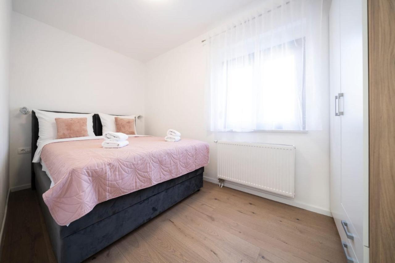 Apartmani Carmen Bibinje Exterior foto