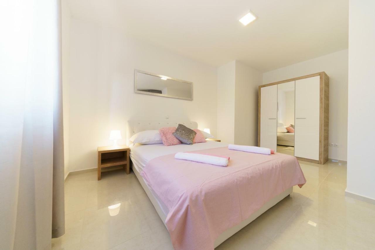 Apartmani Carmen Bibinje Exterior foto